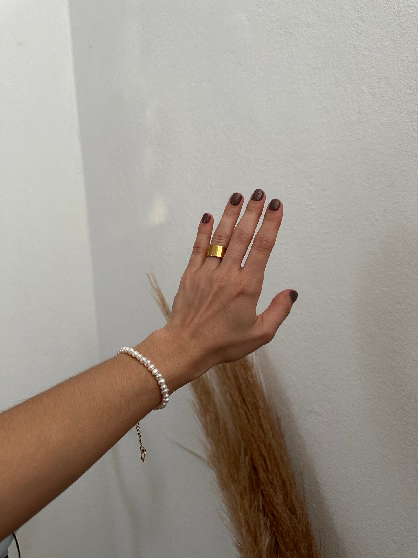Thea ring