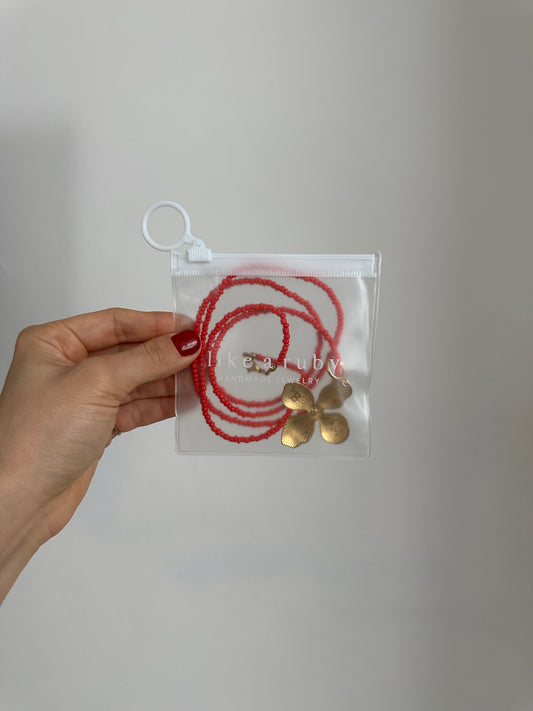 Red amapola doble necklace