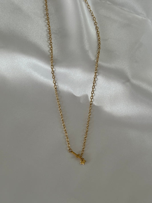 Mini cross necklace